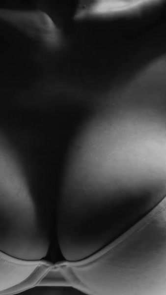 Kylie Jenner sexy video thumbnail