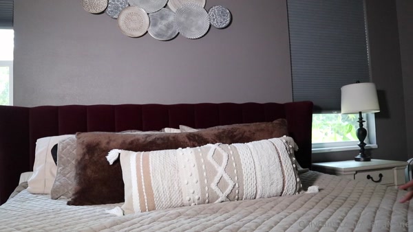 Ariana Marie onlyfans video thumbnail