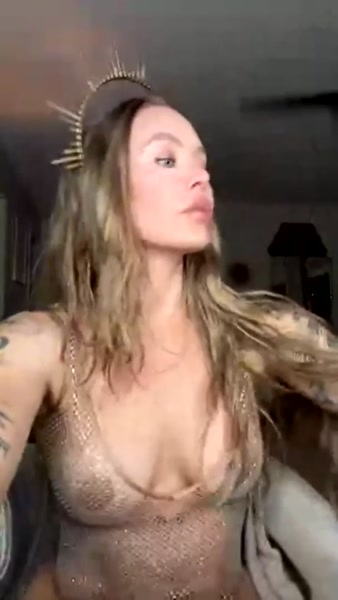 Nicole Aniston sexy video thumbnail