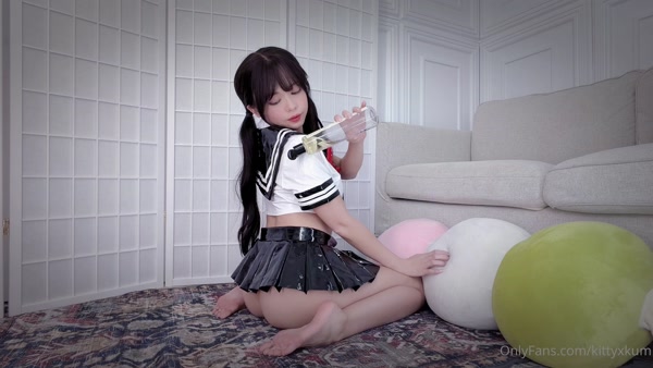 Kitty Kum / kittyxkum sexy video thumbnail