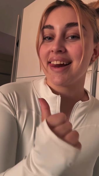 lia sexy video thumbnail