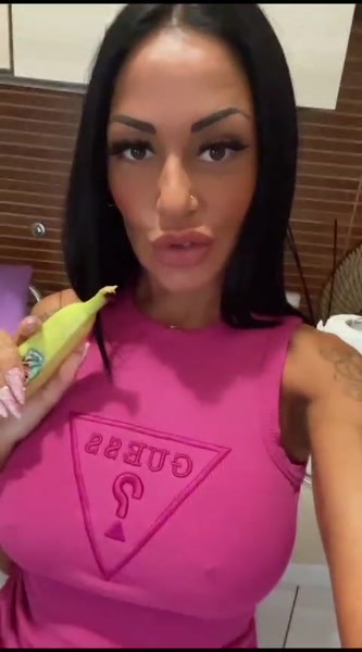 Margot La profumosa sexy video thumbnail