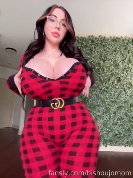 Bishoujo Mom | Juliette Michele sexy video thumbnail