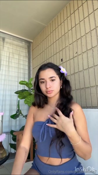 Vanessa Versace / petitelatina sexy video thumbnail