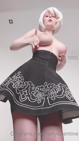 Helly Valentine | Disharmonica hot video thumbnail