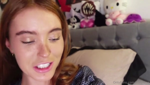 Zoey Luna hot video thumbnail