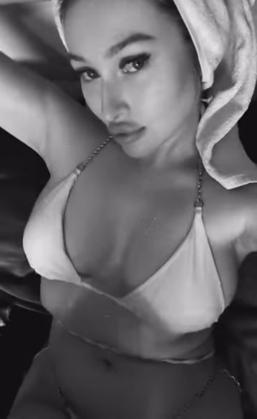 Hottiemeg | lam_meg | Your_megan hot video thumbnail