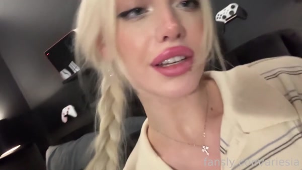 urbbyari | ariesia hot video thumbnail