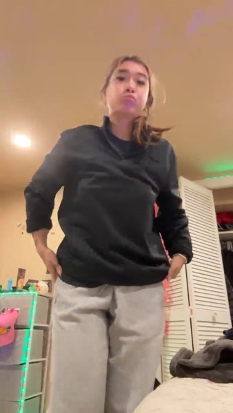 Lindsayyy1243 nude video thumbnail