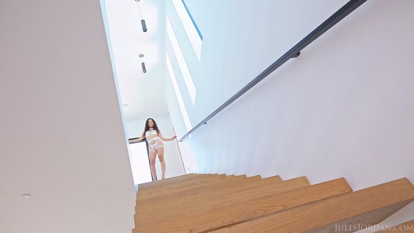 Lucy Mochi sexy video thumbnail