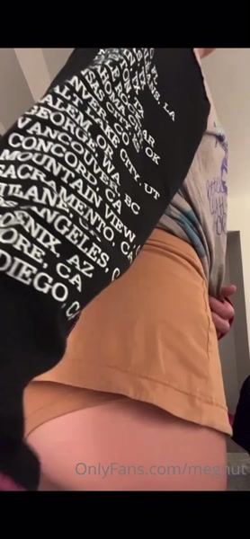 MegNut hot video thumbnail
