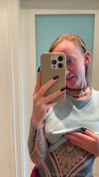 Eule Emma hot video thumbnail