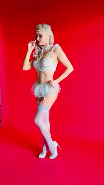Арина Рябинина | hennessyarina sexy video thumbnail