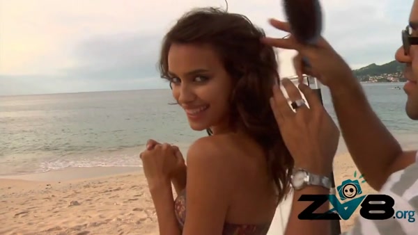 Ирина Шейк | Irina Shayk sexy video thumbnail